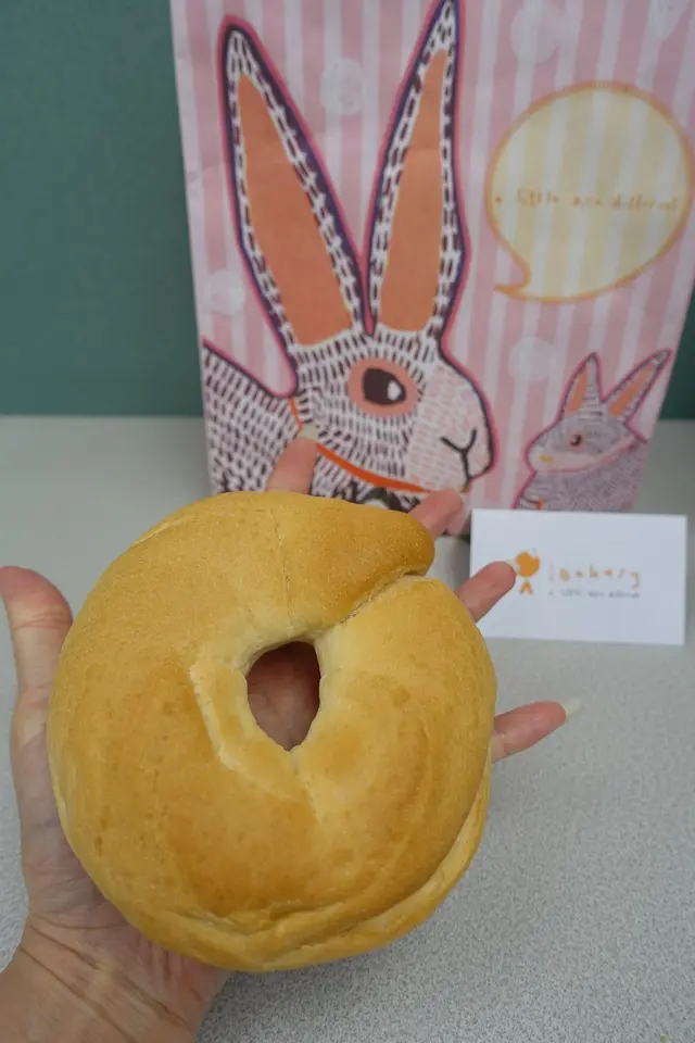圓圈包 Bagel 屬常見 size!