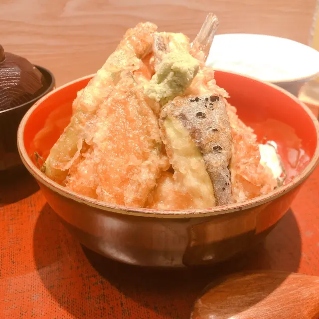 與日本一樣質素既天丼