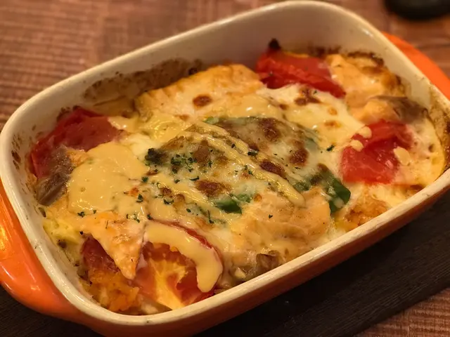 鮭魚牛油果忌廉焗飯