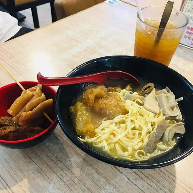 胡椒豬肚湯車仔麵