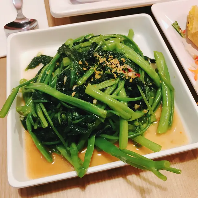飛天通菜