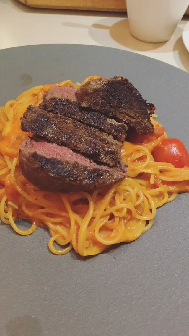 上級牛柳蓄茄意粉