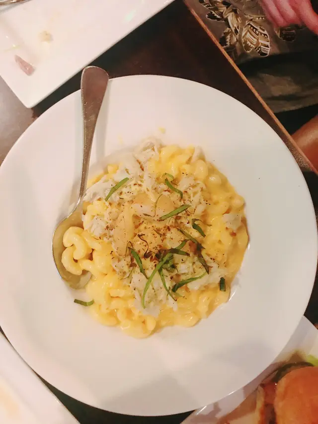 不錯，蟹肉同帶子肉都算足料，芝士份量剛剛好，唔會太膩