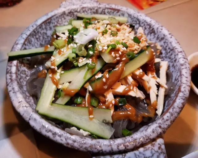 和麻醬雞絲粉皮