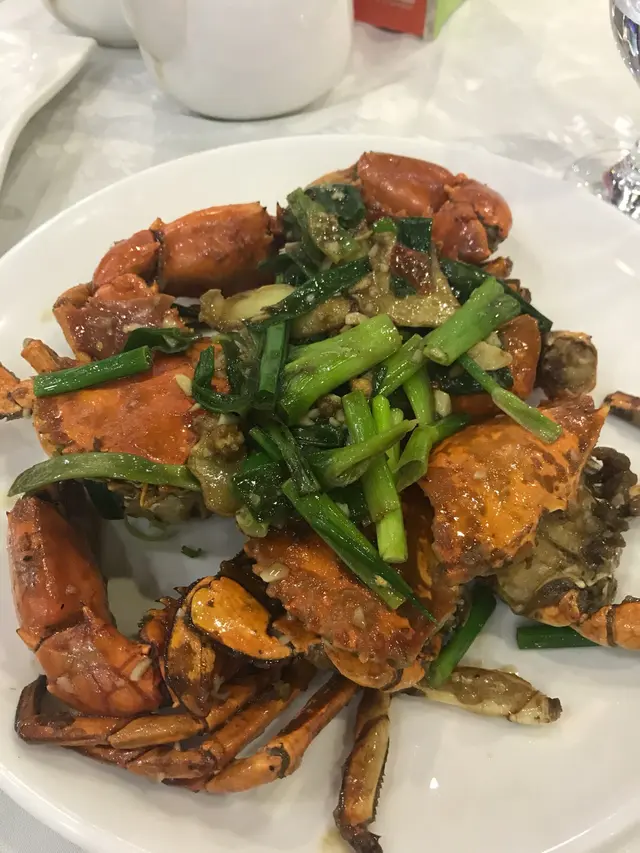 哩個蟹好大隻，每人半隻足夠，味道勁好，而且蟹肉好飽滿，好嫩滑，自己完全煮唔到甘效果，