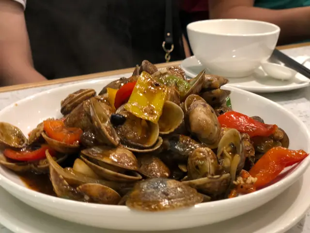 鑊氣豉椒炒蜆