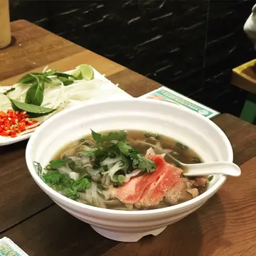 安格斯生牛肉汤河
