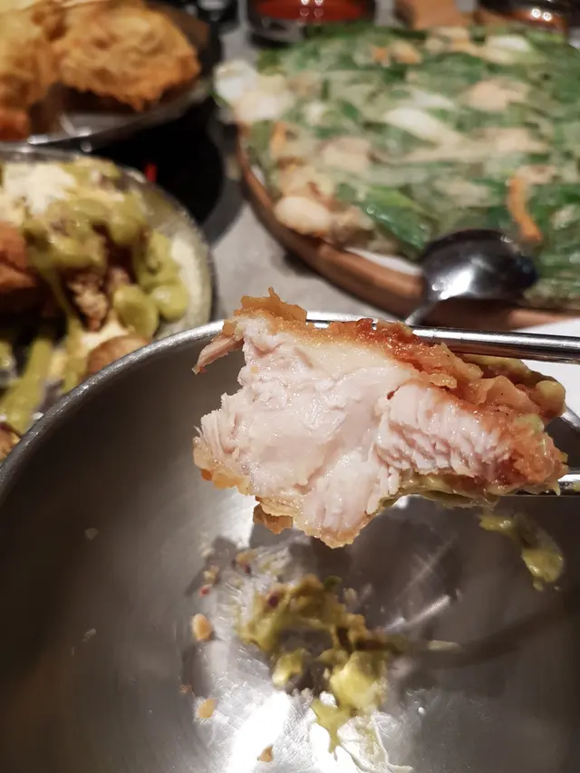 青檸牛油果麻藥炸雞