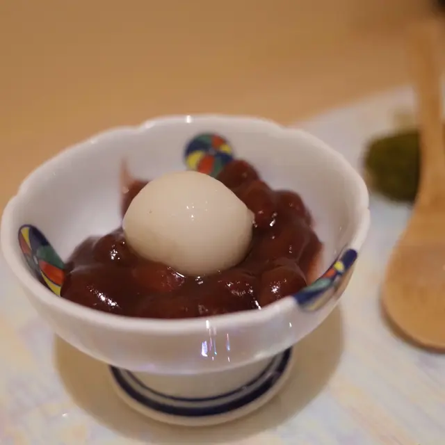 綠茶蕨餅配紅豆蓉白玉丸子