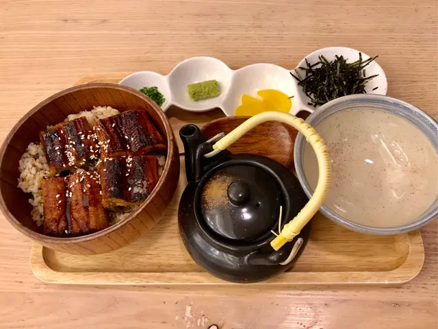特盛鰻魚丼三食