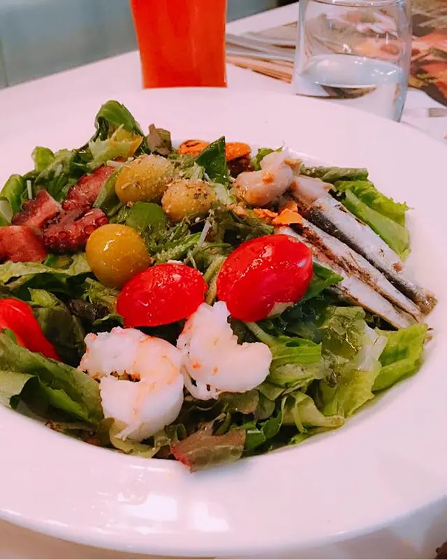 精選海鮮沙律