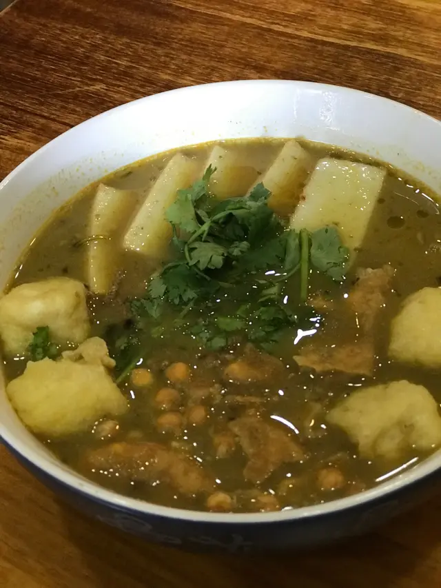 緬甸Mohinga鮮魚濃湯米線