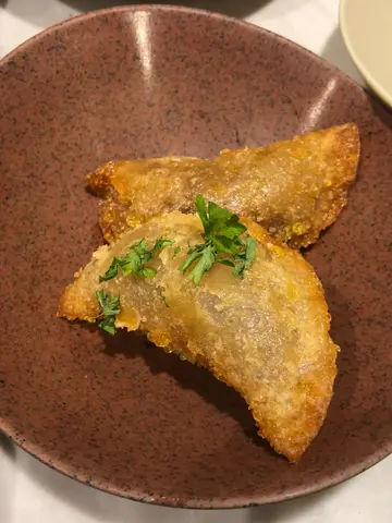 牛餃子