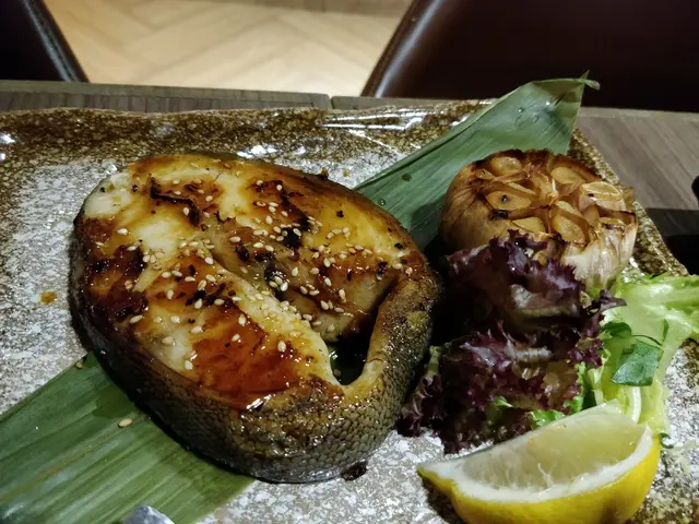 大蒜牛油燒銀鱈魚