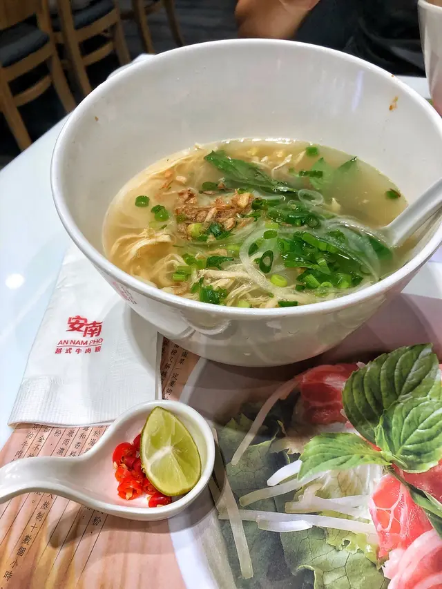 雞絲湯粉絲