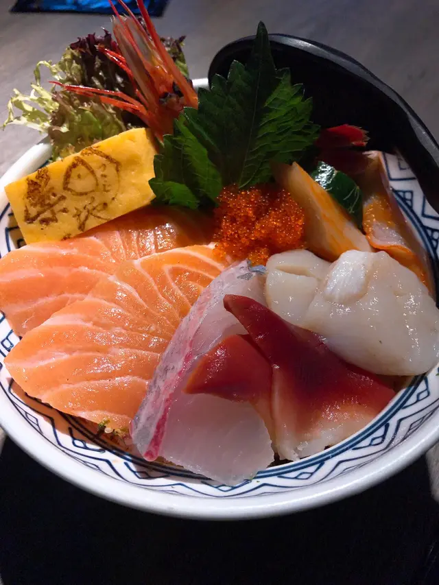 海之逸魚生丼