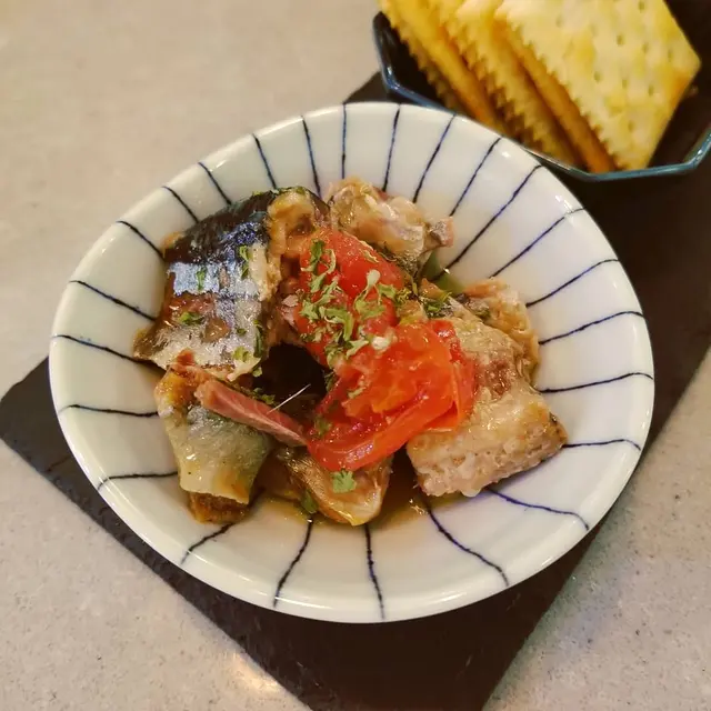 秋刀魚橄欖油漬