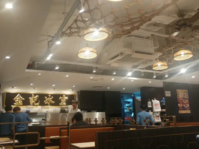 入面乾淨企理，佈置典雅大方，給人一種舒服的感覺😉