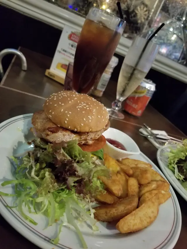 日式照燒雞扒漢堡