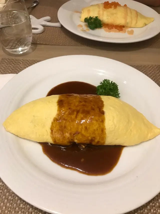 雞肉蛋包飯