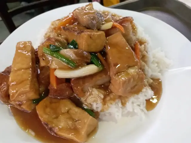 豆腐火腩飯