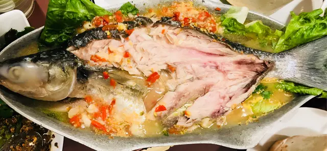 明爐青檸蒸烏頭魚