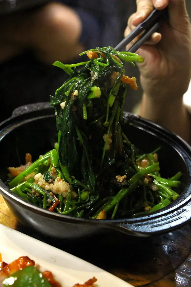 蝦乾生啫通菜煲