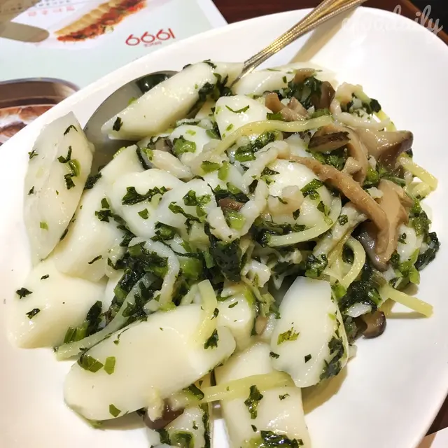 雪菜肉絲炒年糕