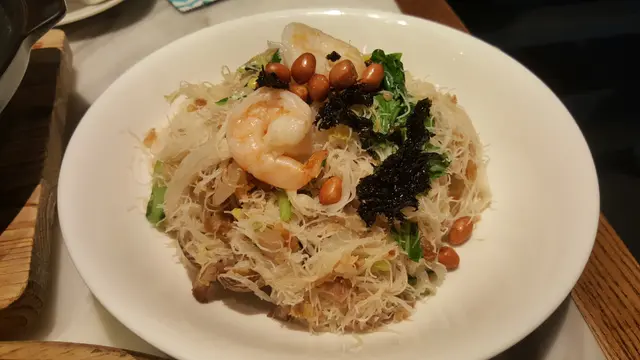 米粉炒得好夠鑊氣，配料都好多~