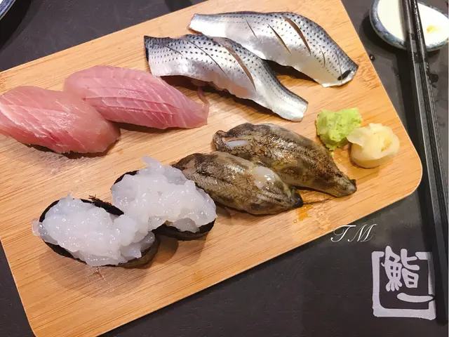 白蝦、小肌、鰤魚、目光魚