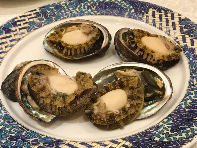 礦泉水灼鮮鮑魚