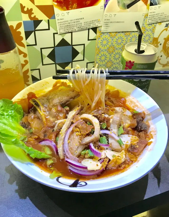 紅蕃茄四寶湯檬粉