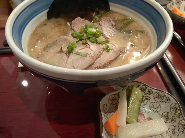 豚骨湯叉燒拉麵