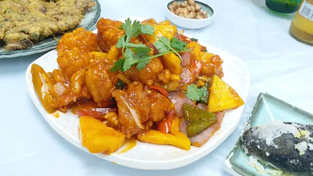 鮮菠蘿糖醋果肉