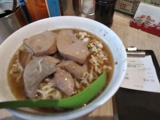 傳聞中的厚切豬潤麵