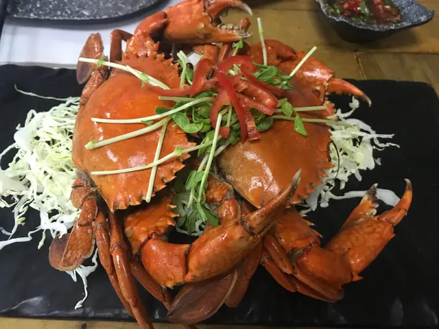 凍蟹一隻(約6両)
