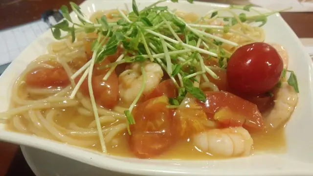 大蝦茄汁燴意粉