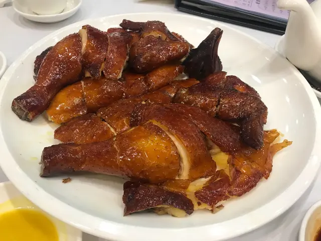 脆皮旺金南乳雞