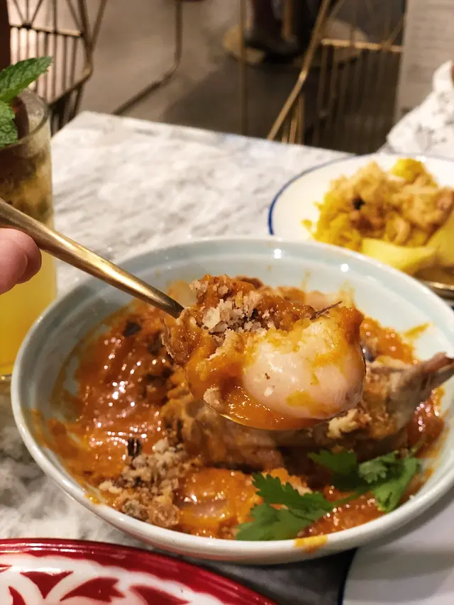 紅咖喱燴鴨脾配荔枝 龍眼