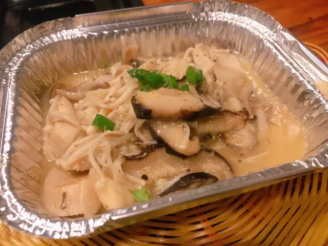 錫紙蒜蓉牛油焗什菇