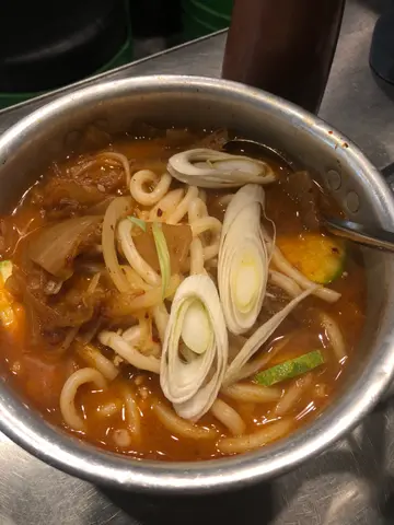 豚肉泡菜汤乌冬