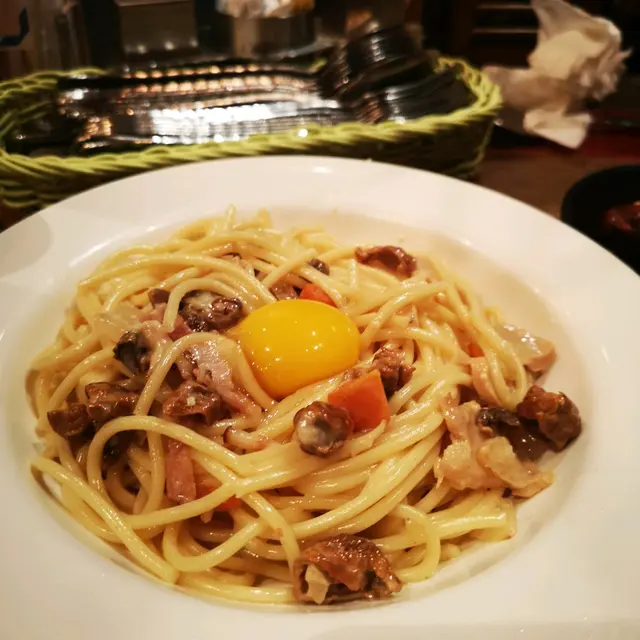 松茸卡邦尼煙肉意粉