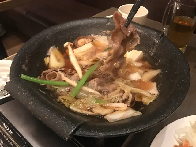 牛肉壽喜燒鍋
