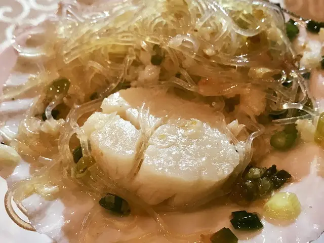 蒜蓉粉絲蒸扇貝
