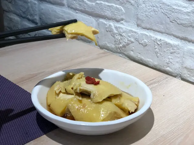 陳年花雕無骨醉雞
