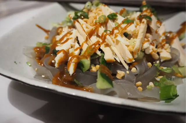 和麻醬雞絲粉皮