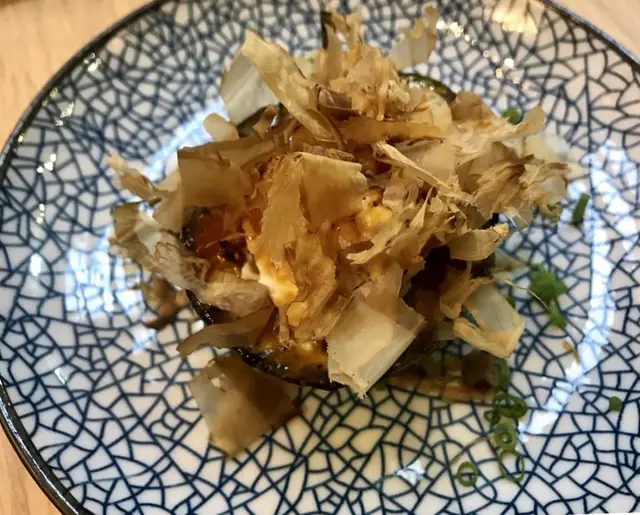 三文魚忌廉芝士燒牛油果