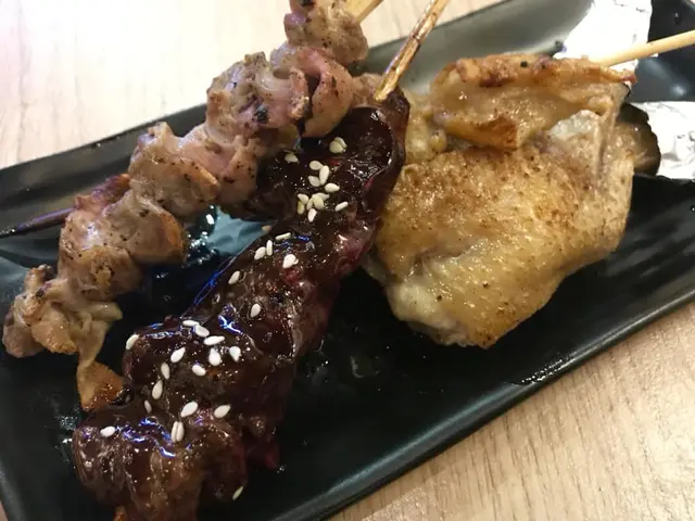 燒雞皮、燒雞腎、燒雞肝、燒雞翼