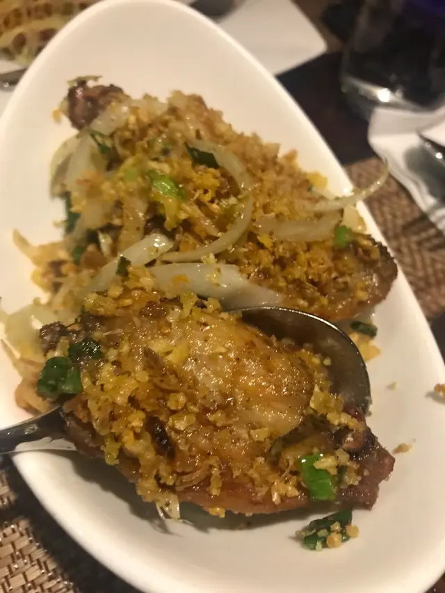 蒜茸越南牛油雞翼