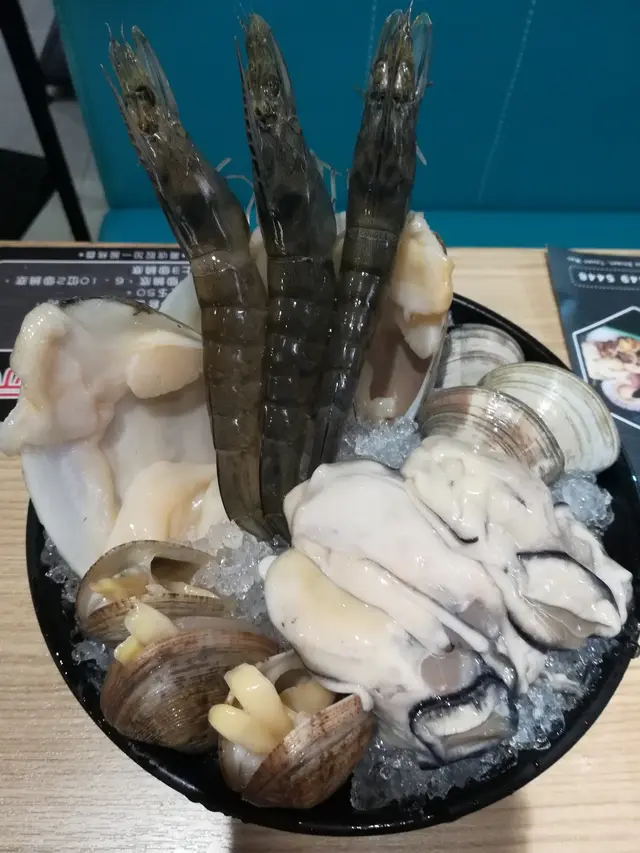 航母海鮮拼盤